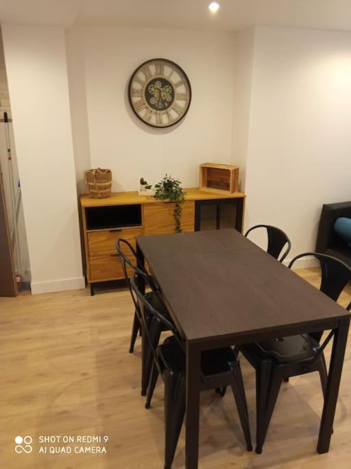 Appartement Industriel Cherbourg-en-Cotentin Exteriör bild